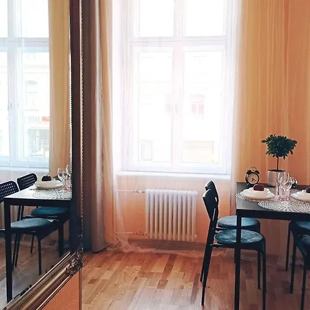 Centrally Located Appartement *